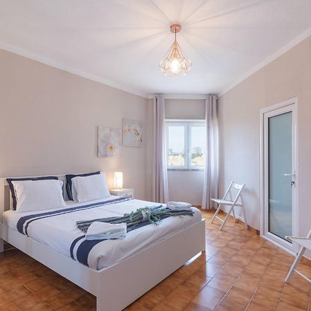 Апартаменты Patio Da Rocha - Silhueta Citadina Портиман Экстерьер фото